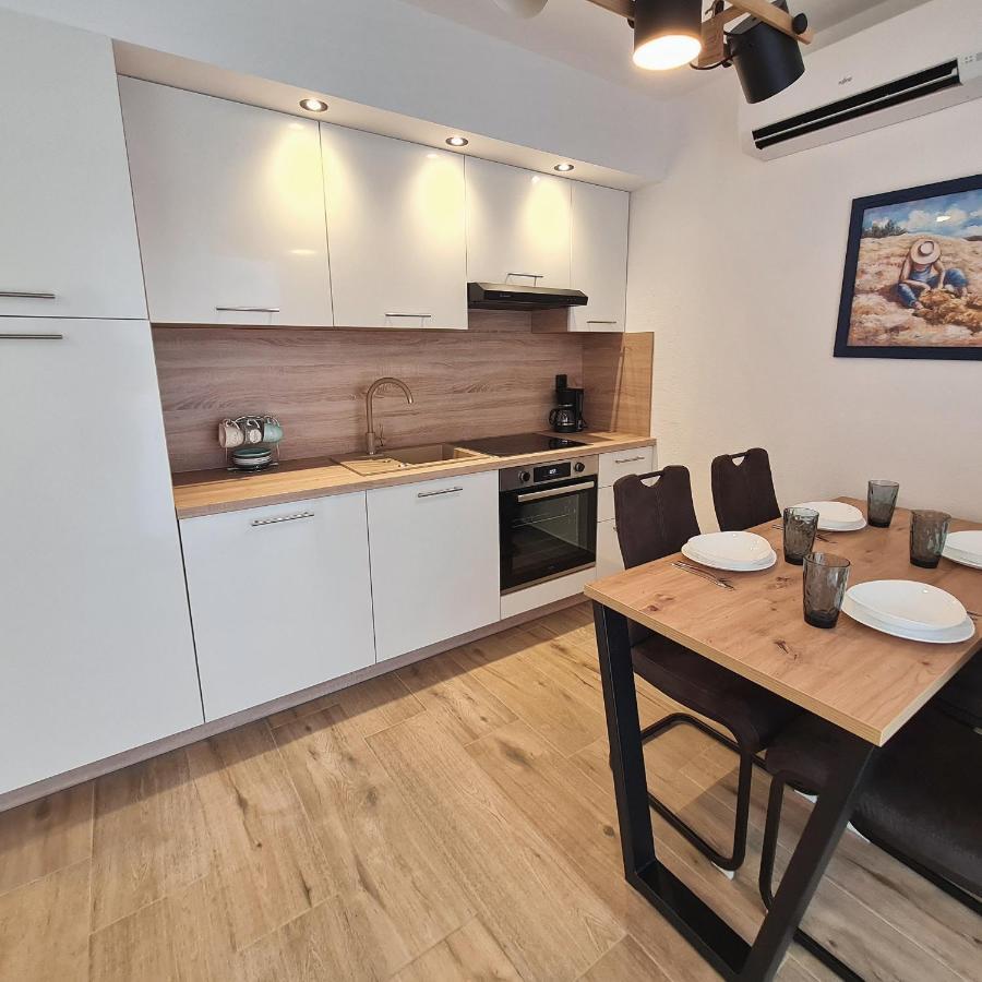 Bellistra Apartman Rabac - E Apartment Екстериор снимка